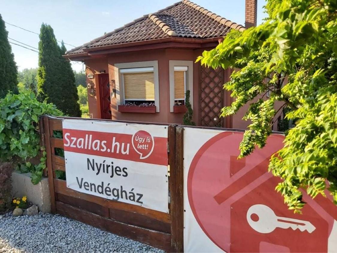 Nyirjes Vendeghaz Ξενοδοχείο Balassagyarmat Εξωτερικό φωτογραφία